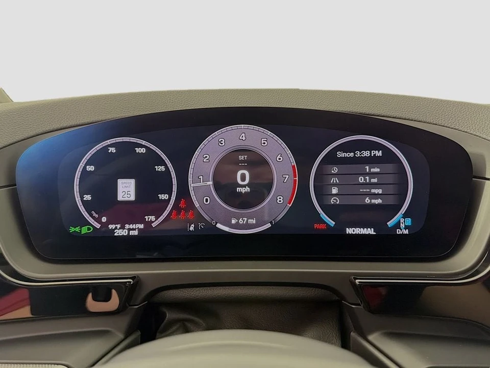2025 Porsche Cayenne - Image 16 of 31