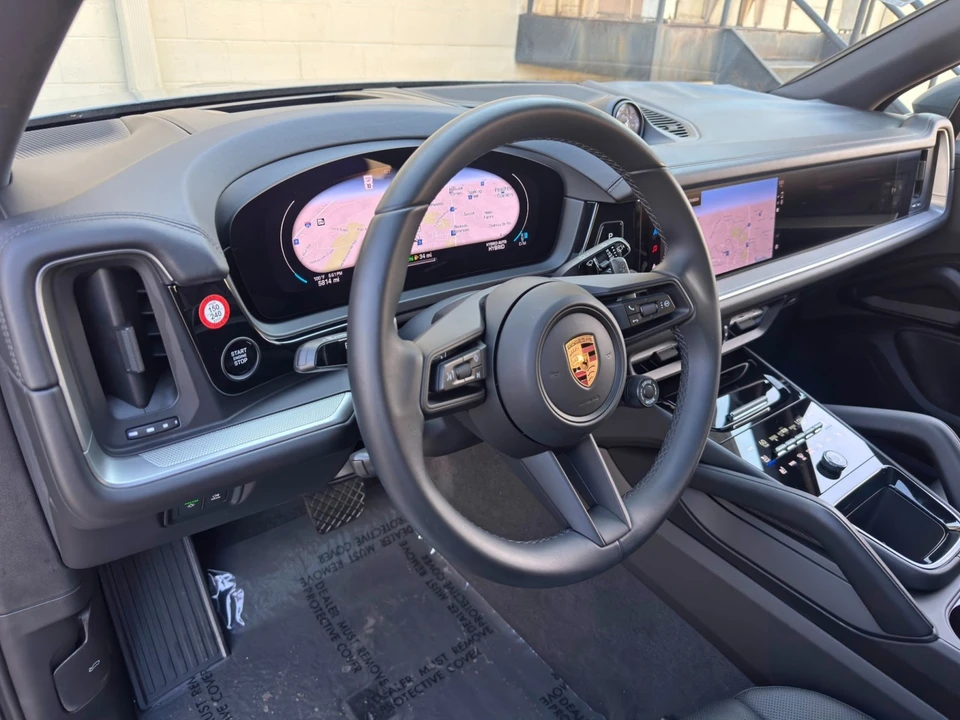 2025 Porsche 9Y0/9Y3 Cayenne - Image 14 of 31