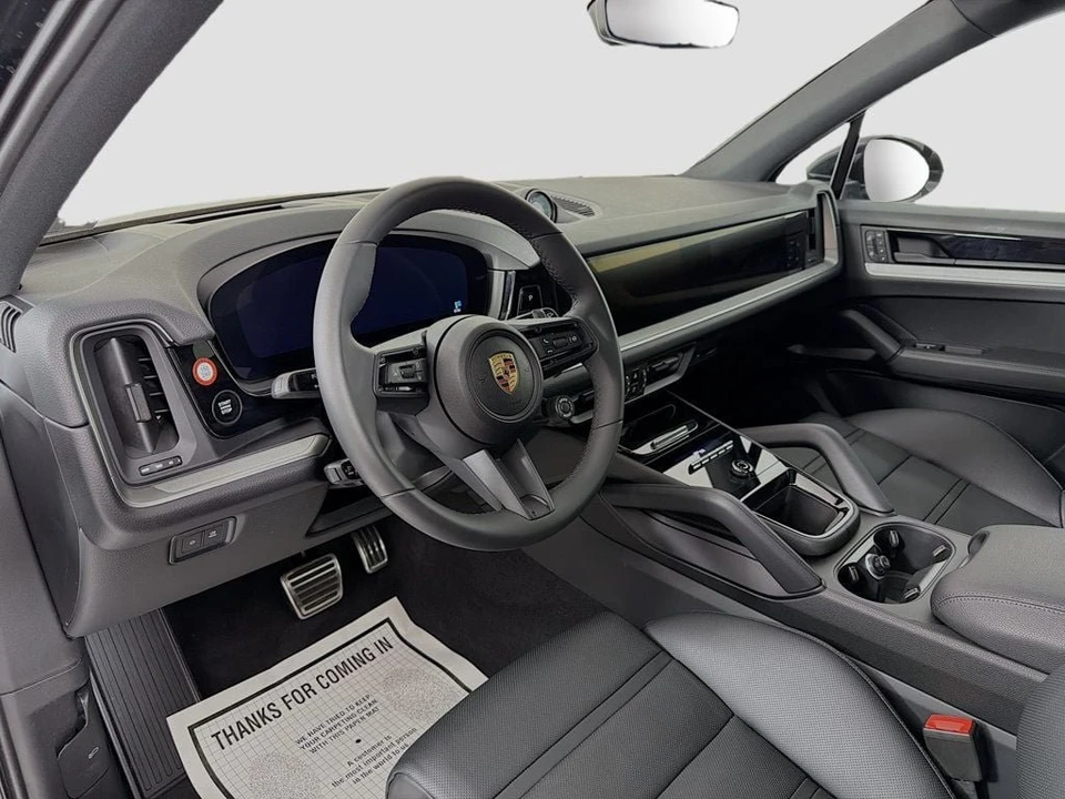 2025 Porsche Cayenne - Image 4 of 31