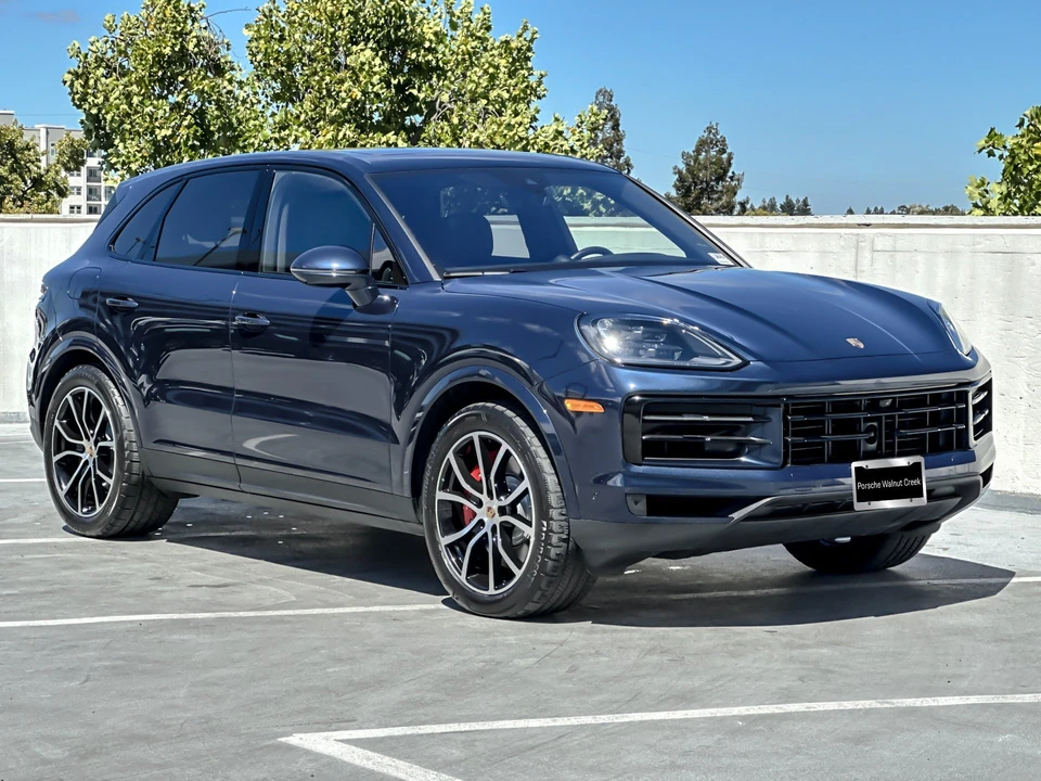 2025 Porsche 9Y0/9Y3 Cayenne S - Image 11 of 29