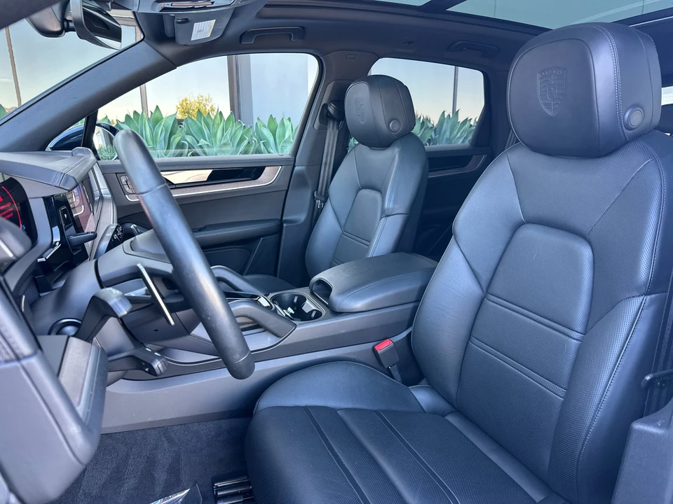 2025 Porsche 9Y0/9Y3 Cayenne S - Image 6 of 29