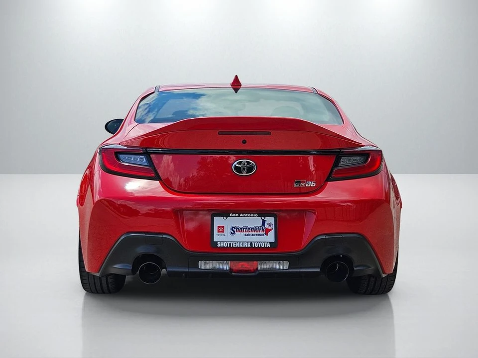 2025 Toyota GR86 2nd Gen - Image 6 of 27