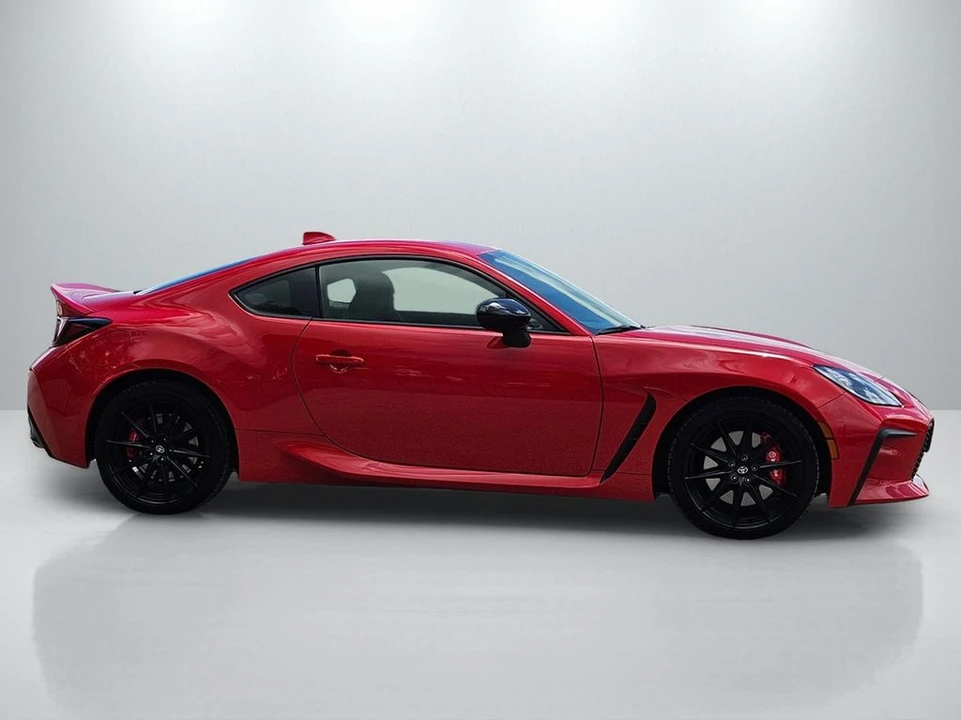 2025 Toyota GR86 2nd Gen - Image 4 of 27