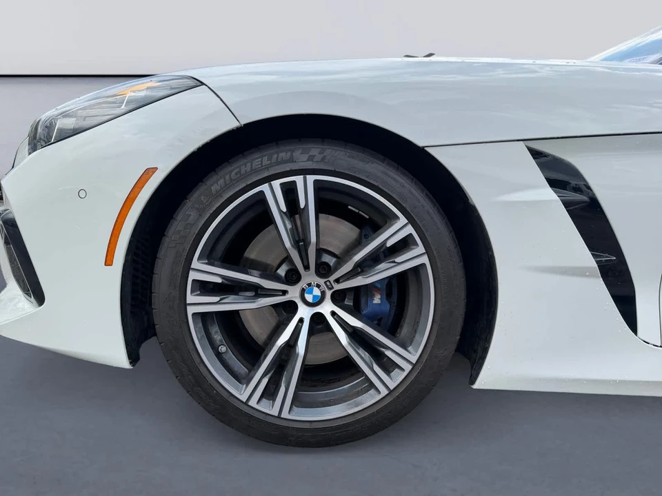 2026 BMW G29 Z4 M40i Roadster - Image 15 of 31