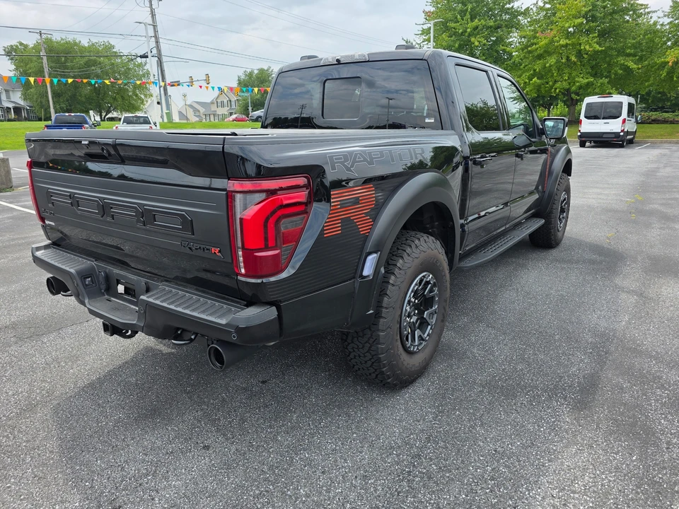 2026 Ford F-150 Raptor 14th Gen - Image 5 of 22