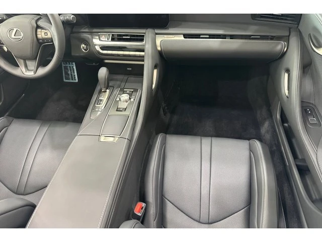 2026 Lexus LC - Image 30 of 31