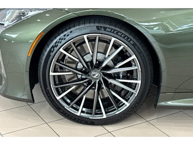 2026 Lexus LC - Image 12 of 31