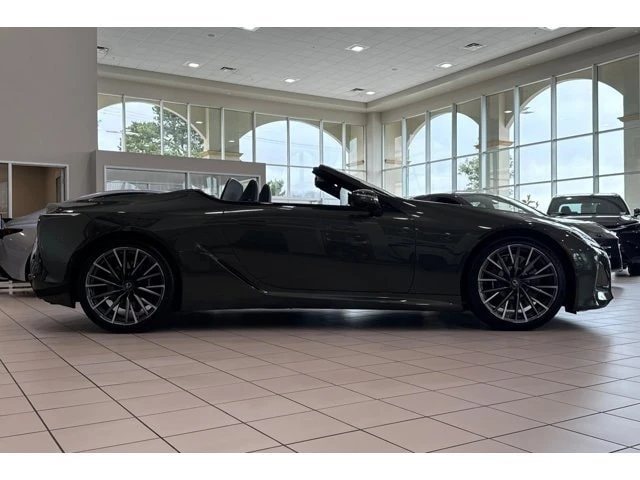 2026 Lexus LC - Image 7 of 31