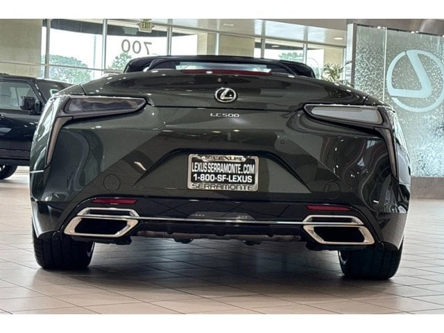 2026 Lexus LC - Image 9 of 31