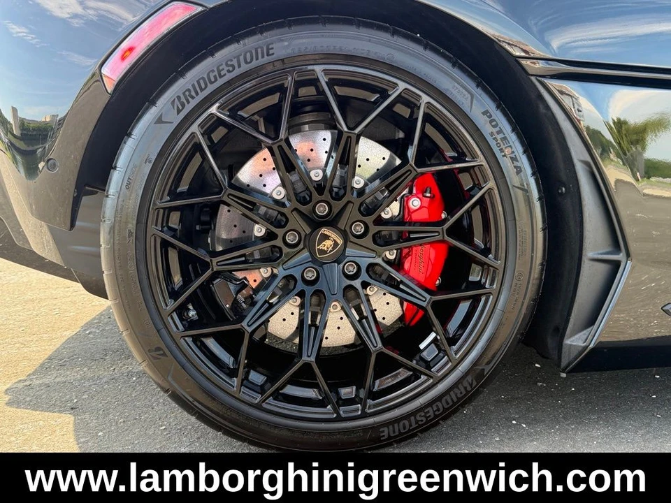 2026 Lamborghini Temerario - Image 15 of 31