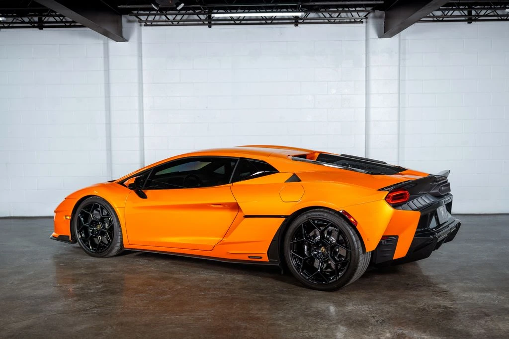 2026 Lamborghini Temerario - Image 5 of 31