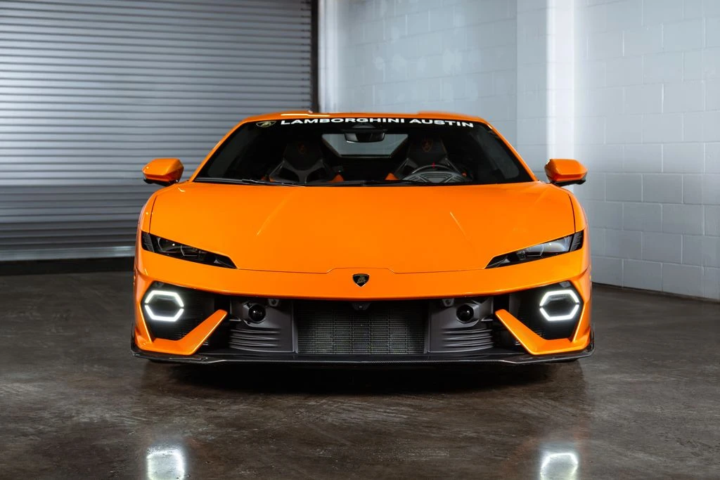 2026 Lamborghini Temerario - Image 8 of 31
