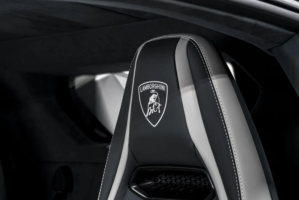 2026 Lamborghini Temerario - Image 22 of 31
