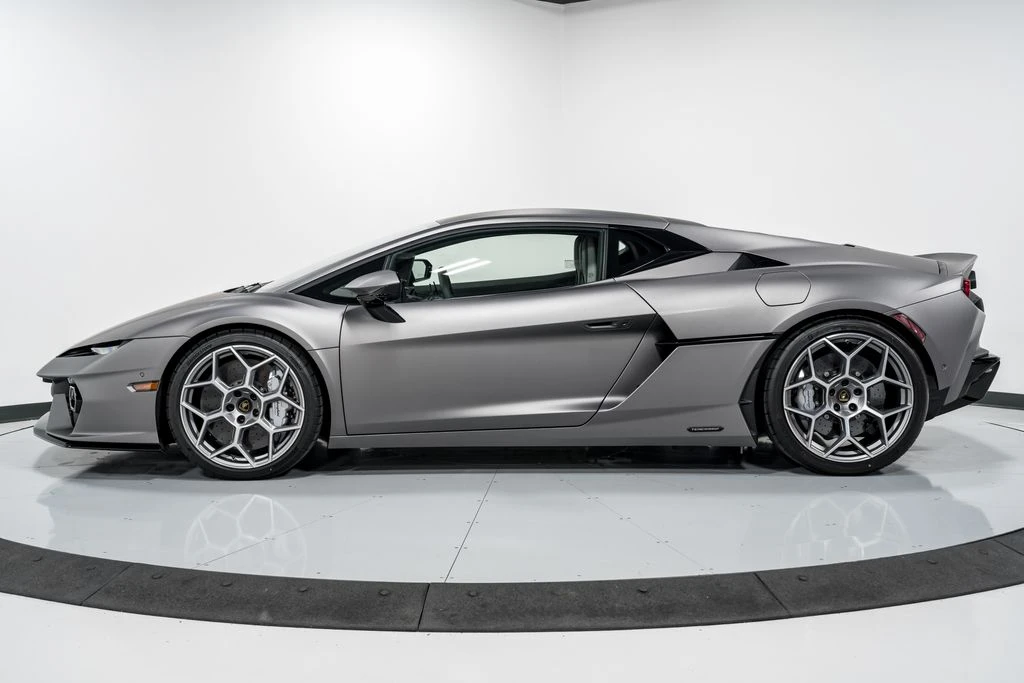 2026 Lamborghini Temerario - Image 6 of 31