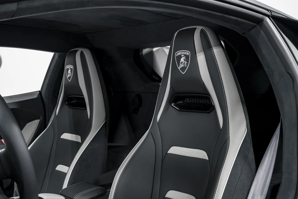 2026 Lamborghini Temerario - Image 21 of 31