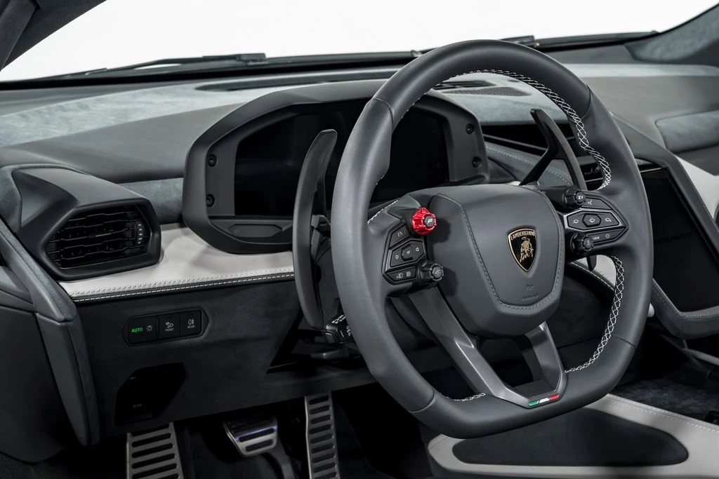 2026 Lamborghini Temerario - Image 14 of 31