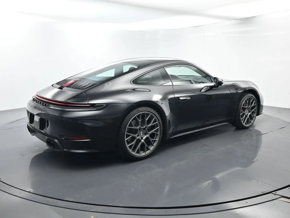 2026 Porsche 992 Carrera - Image 15 of 31