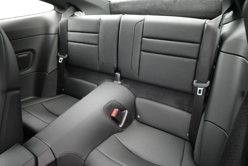 2026 Porsche 992 Carrera - Image 23 of 31