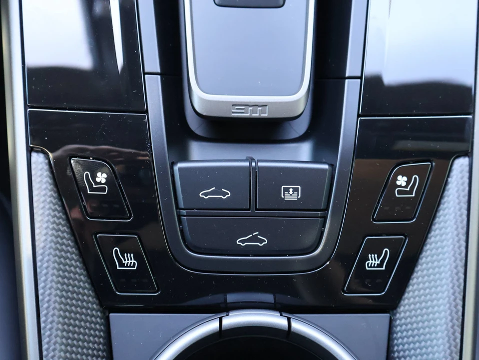2026 Porsche 992 Turbo S - Image 27 of 31