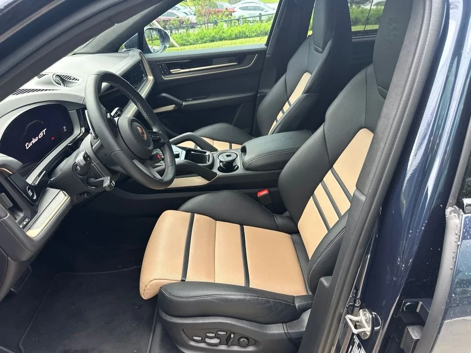 2026 Porsche 9Y0/9Y3 Cayenne Turbo GT - Image 2 of 6