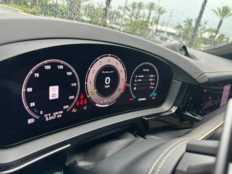 2026 Porsche 9Y0/9Y3 Cayenne Turbo GT - Image 3 of 6