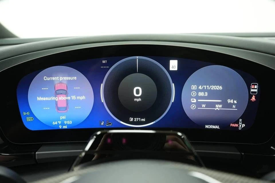 2026 Porsche Macan Electric - Image 15 of 31