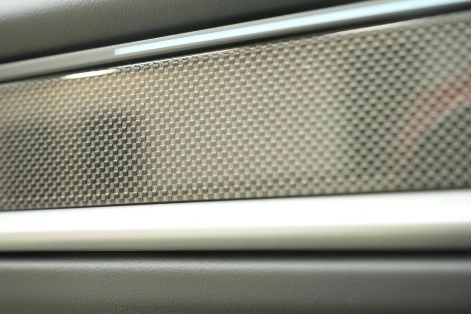 2026 Porsche Macan Electric - Image 31 of 31