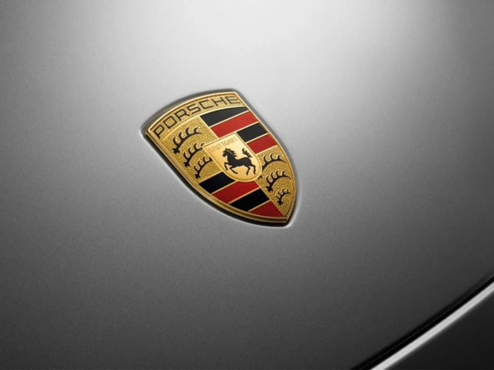 2026 Porsche Macan - Image 29 of 29