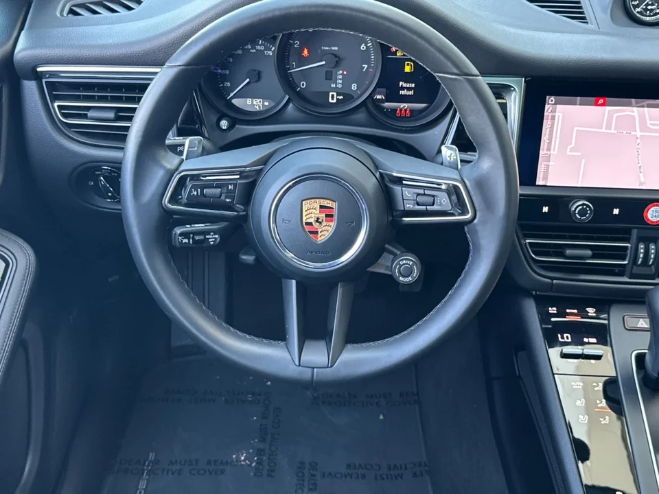 2026 Porsche Macan - Image 14 of 29