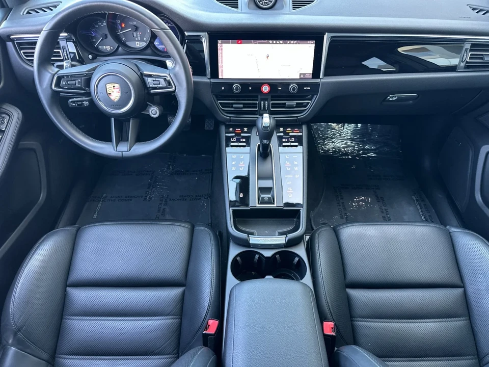 2026 Porsche Macan - Image 6 of 29