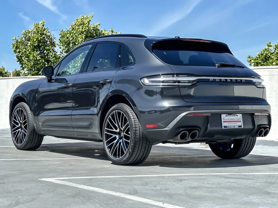 2026 Porsche Macan - Image 3 of 29