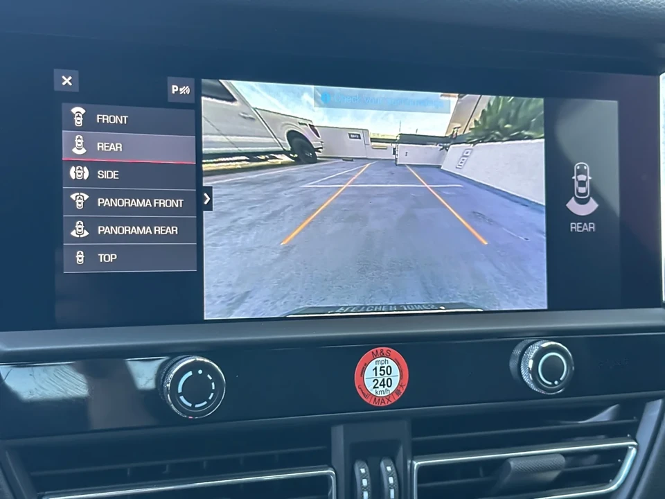 2026 Porsche Macan - Image 20 of 29