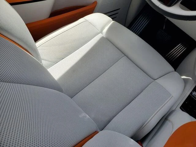 2026 Rolls-Royce Phantom - Image 17 of 31