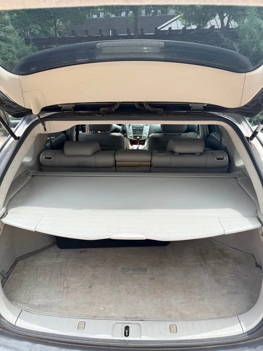 2004 Lexus RX 2nd Gen - Image 5 of 9