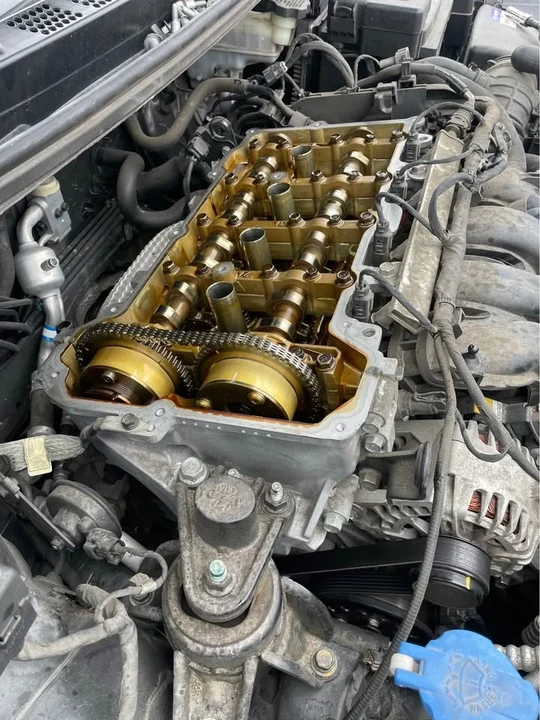 2012 Parts & Memorabilia Engines - Image 2 of 3