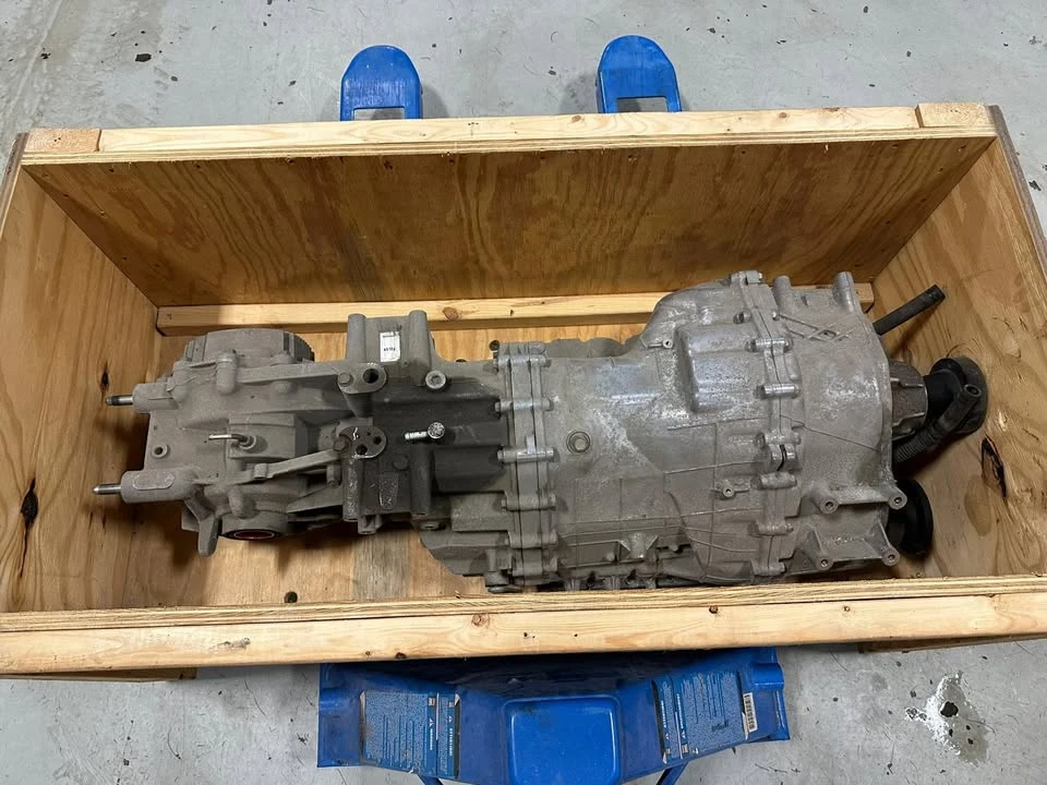 Parts & Memorabilia Gearboxes - Image 9 of 10
