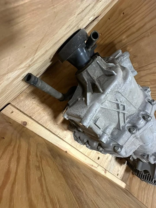 Parts & Memorabilia Gearboxes - Image 4 of 10