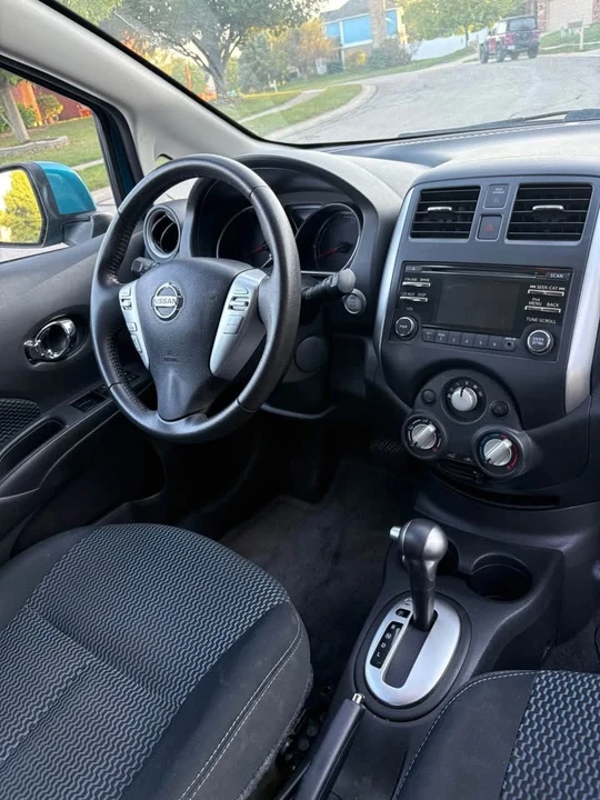2014 Nissan Versa - Image 7 of 10