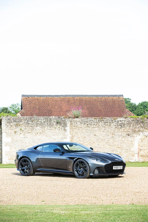 2019 Aston Martin DBS Superleggera - Image 27 of 31