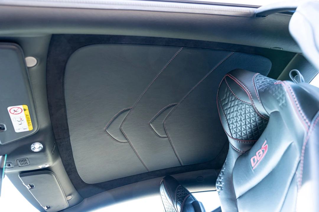 2019 Aston Martin DBS Superleggera - Image 17 of 31