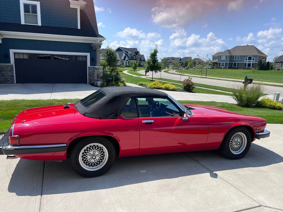 1989 Jaguar XJS Convertible - Image 2 of 23