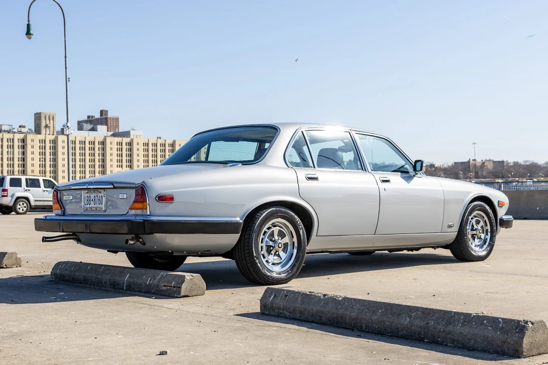 1983 Jaguar XJ Series 3 - Image 6 of 31