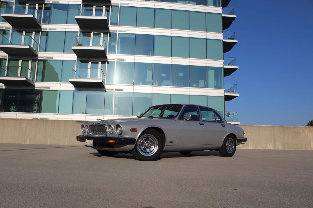 1983 Jaguar XJ Series 3 - Image 10 of 31