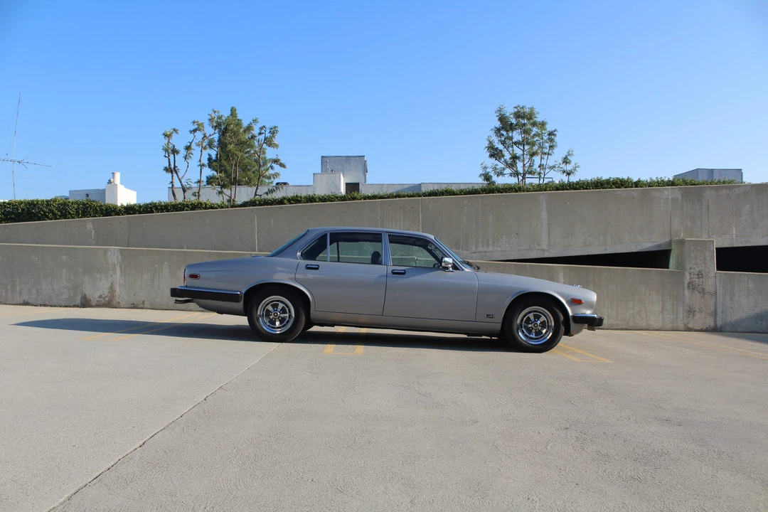 1983 Jaguar XJ Series 3 - Image 28 of 31