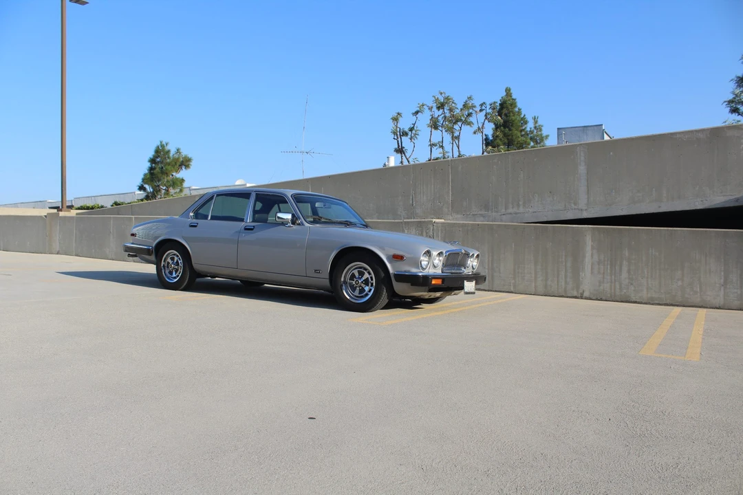 1983 Jaguar XJ Series 3 - Image 29 of 31