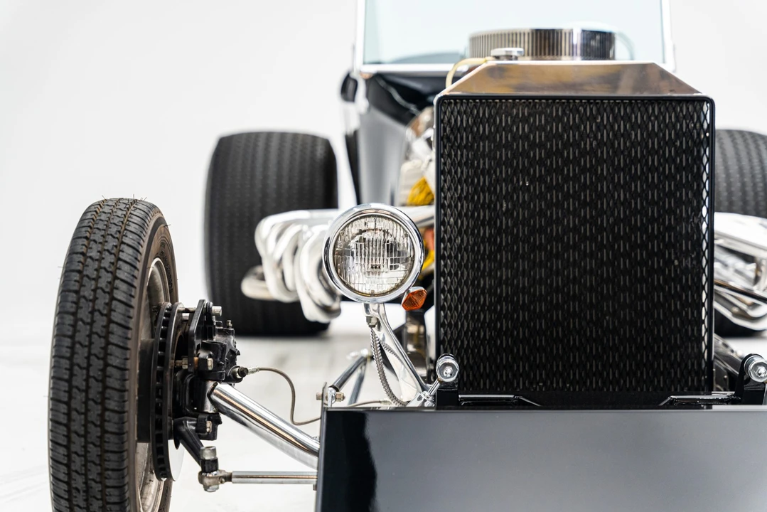 Ford Hot Rod - Image 19 of 31