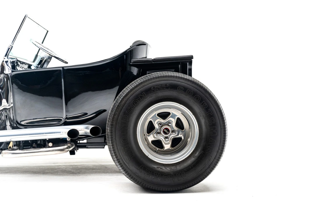 Ford Hot Rod - Image 29 of 31