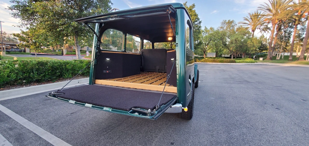 1952 Willys Jeep Wagon - Image 10 of 31
