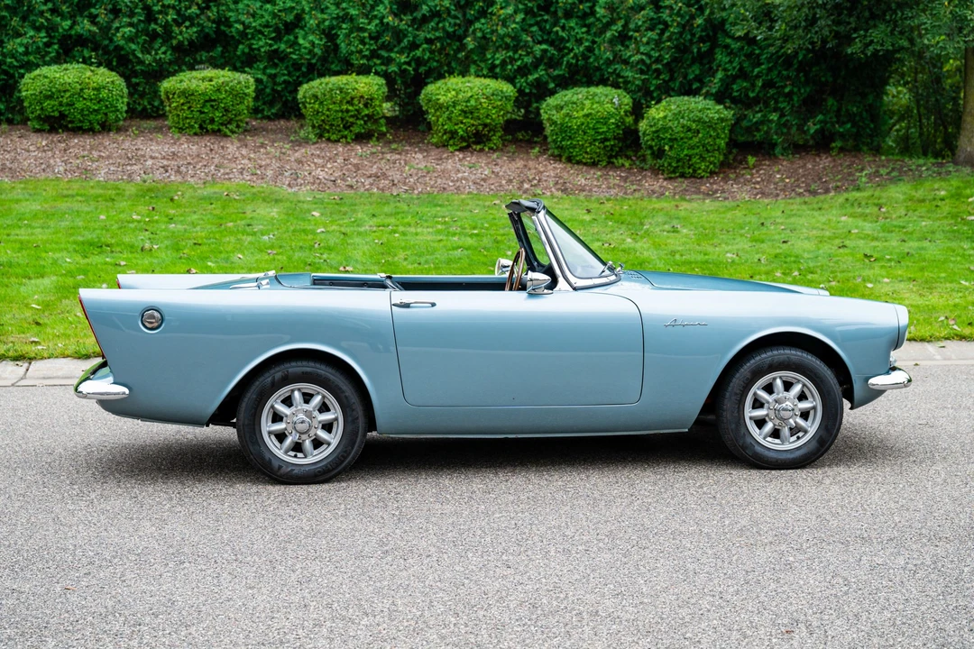 1961 Sunbeam Alpine Series II - Image 6 of 31
