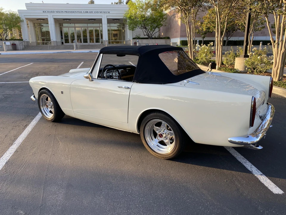 1967 Sunbeam Alpine Series V - Image 11 of 31